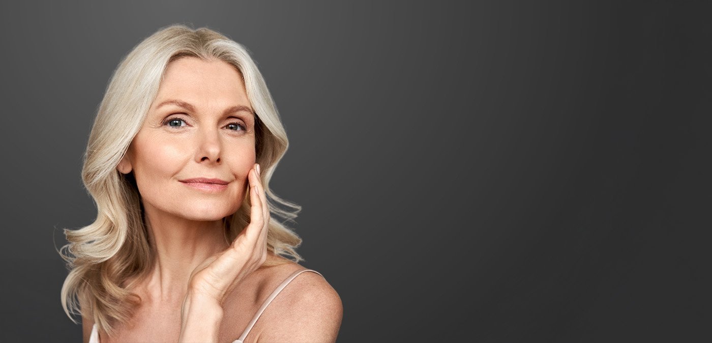 Middle-aged woman with smooth skin thanks to Botox 